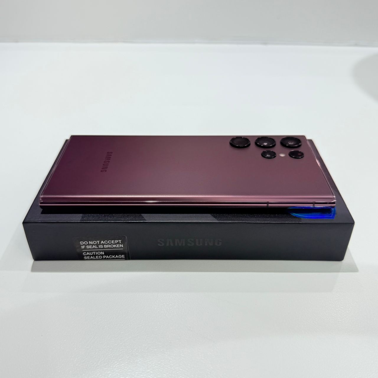 Used Samsung S22 Ultra - 512GB