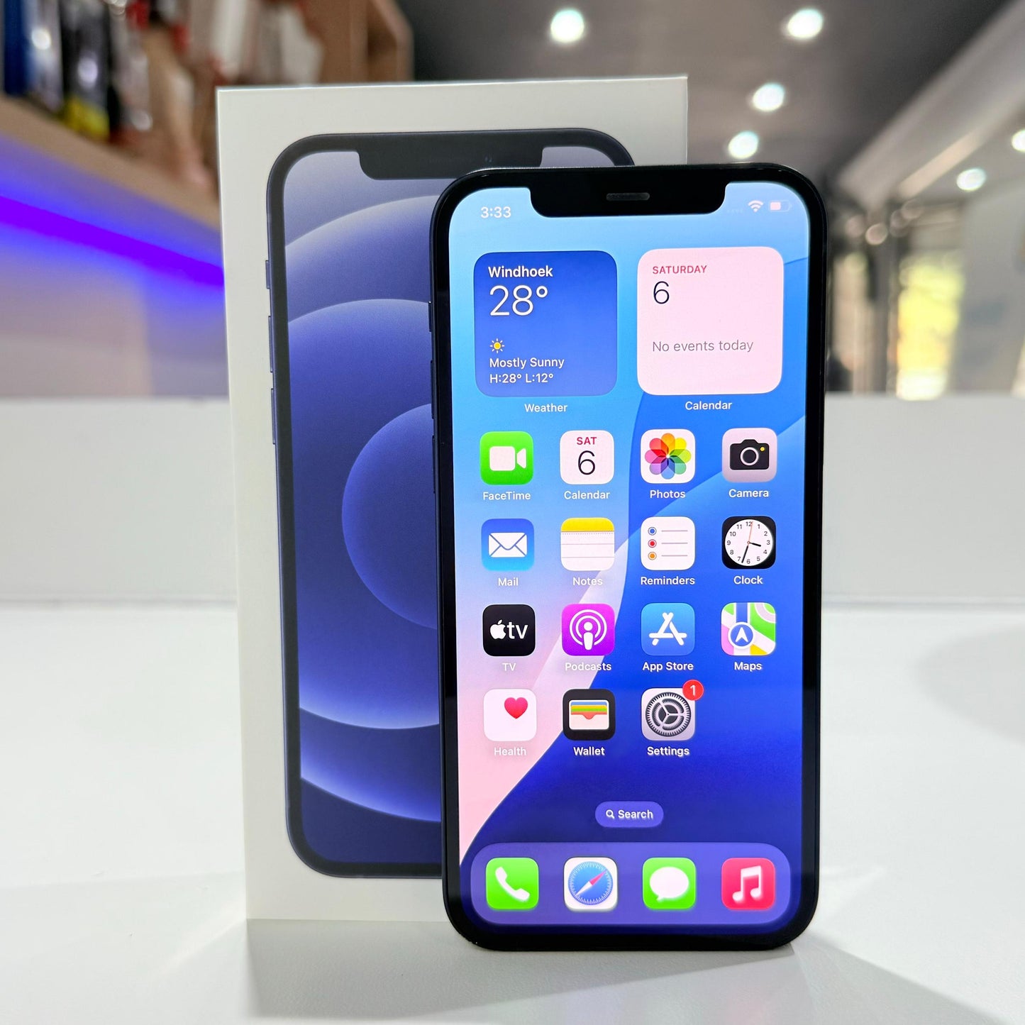 Used iPhone 12 - 64GB