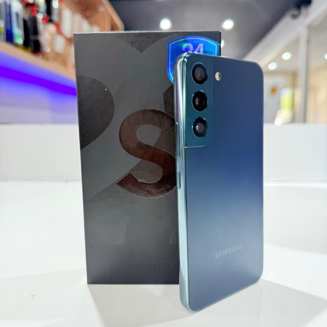 Used Samsung S22 256GB - Green