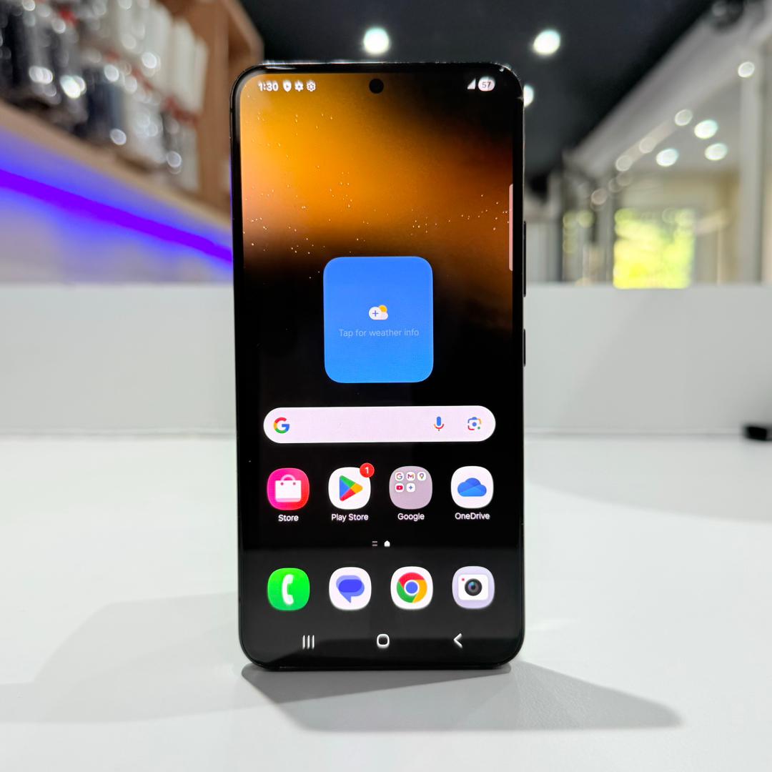 Used Samsung S22 128GB- Phantom Black