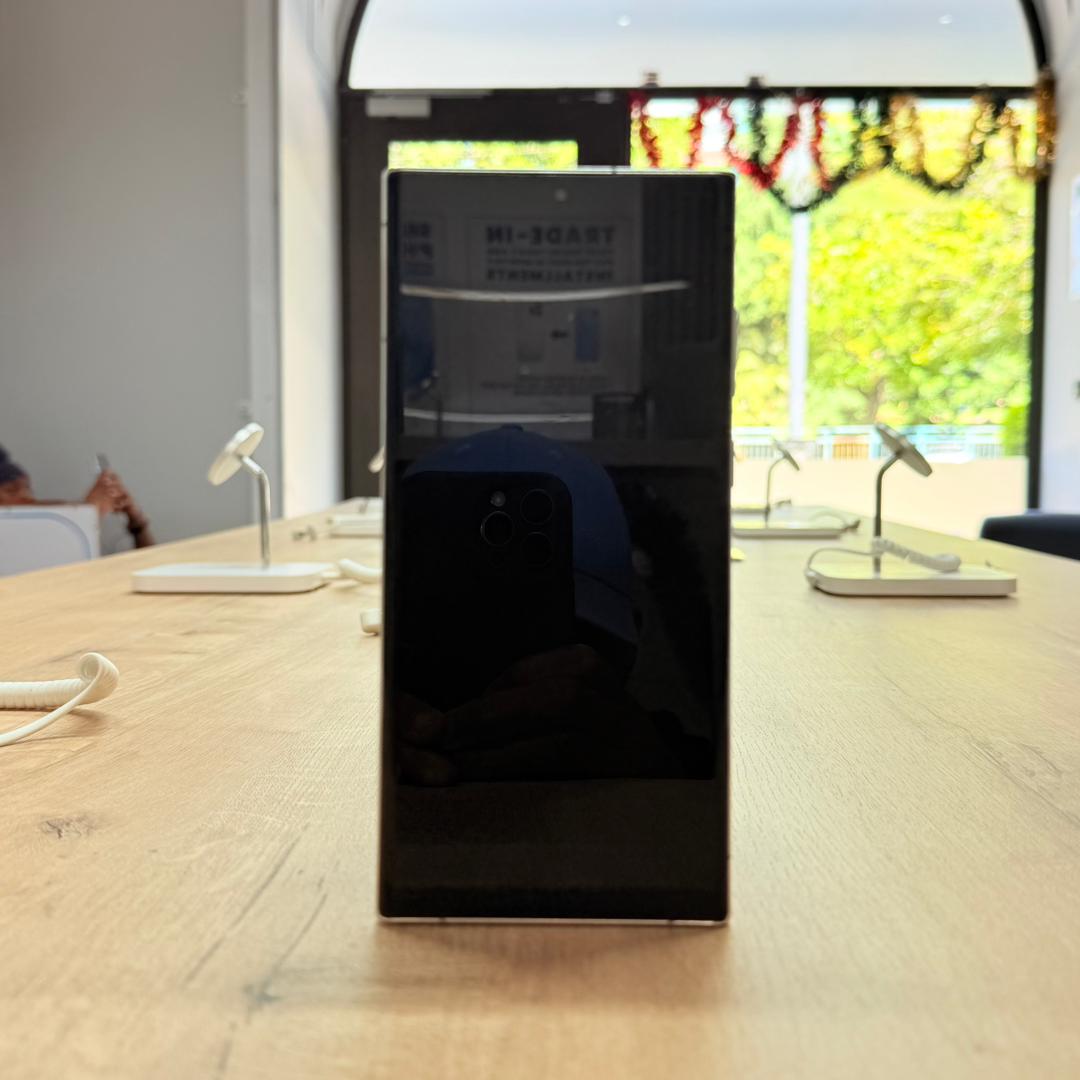 Samsung S22 Ultra  White - 256GB