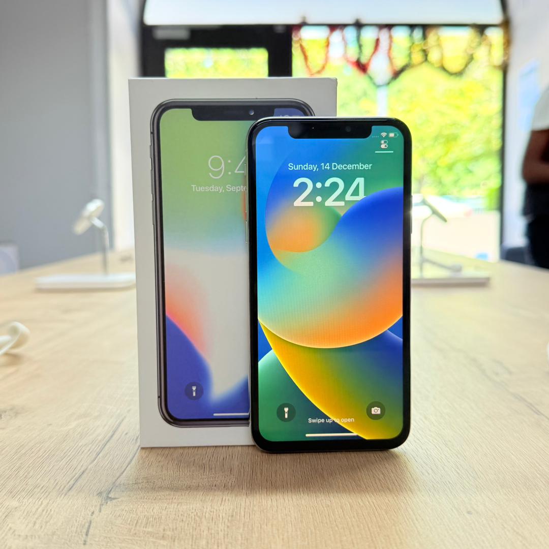 Used iPhone X 256GB - Silver