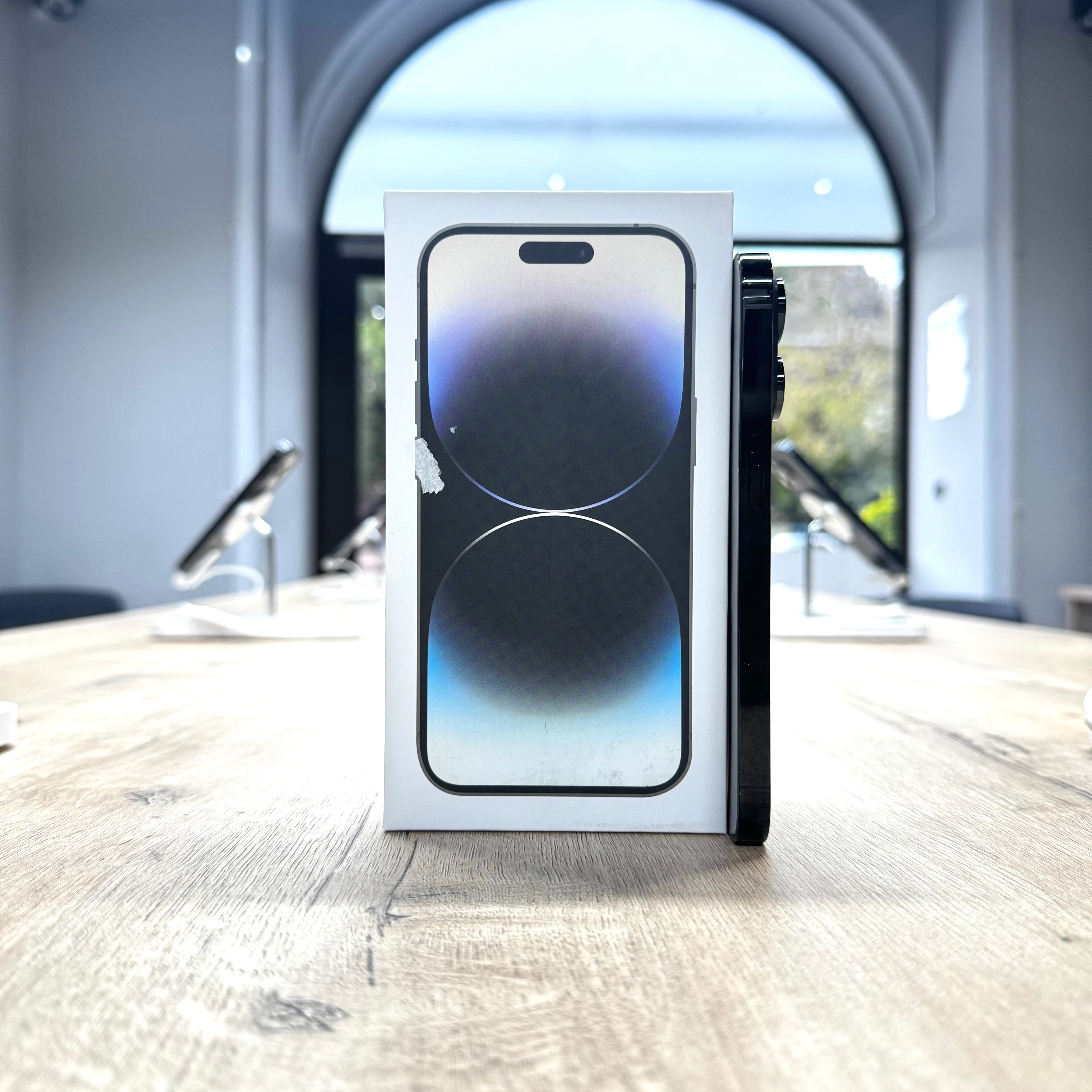 Used iPhone 14 Pro Space Black – 256GB (BH 86%)-thumbmail-4