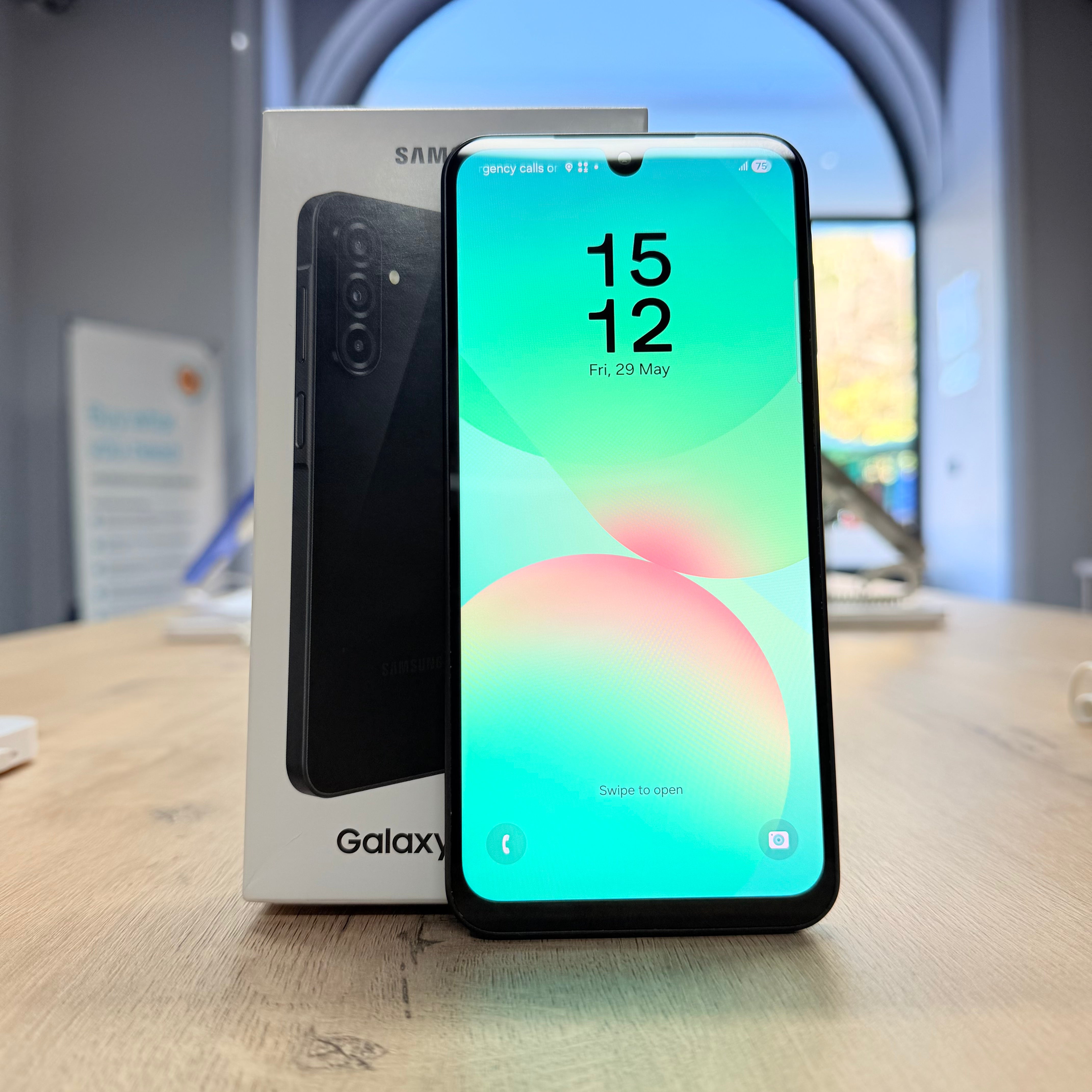 Used Samsungs (< N$10,000)