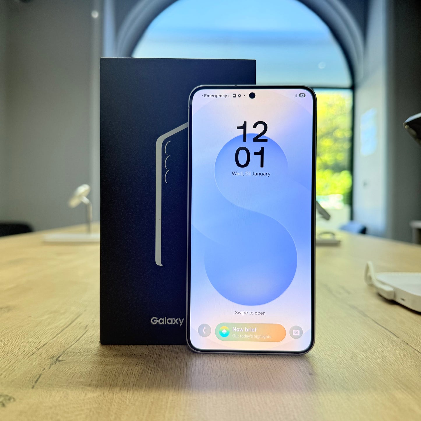 Used Samsung S25 Icy Blue- 12/128GB