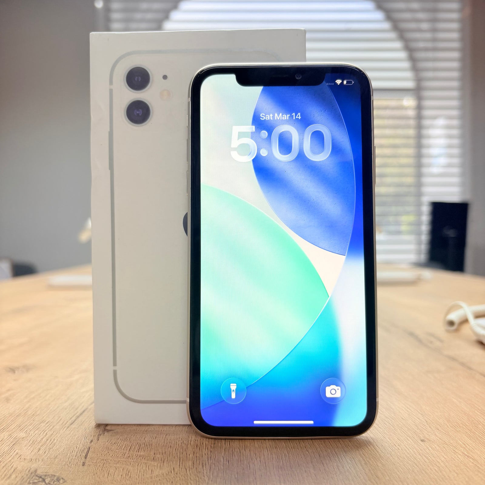 Used iPhone 11 White – 128GB (BH 100%)