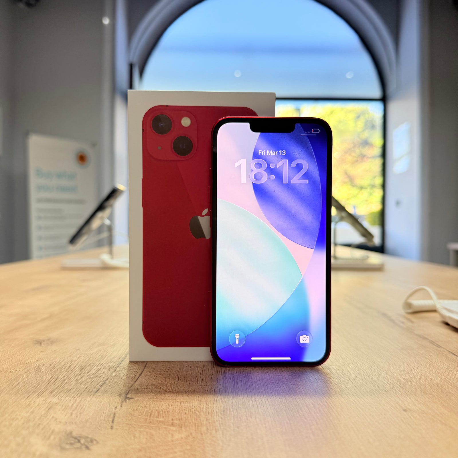 Used iPhone 13 128GB - Red (BH 100%)