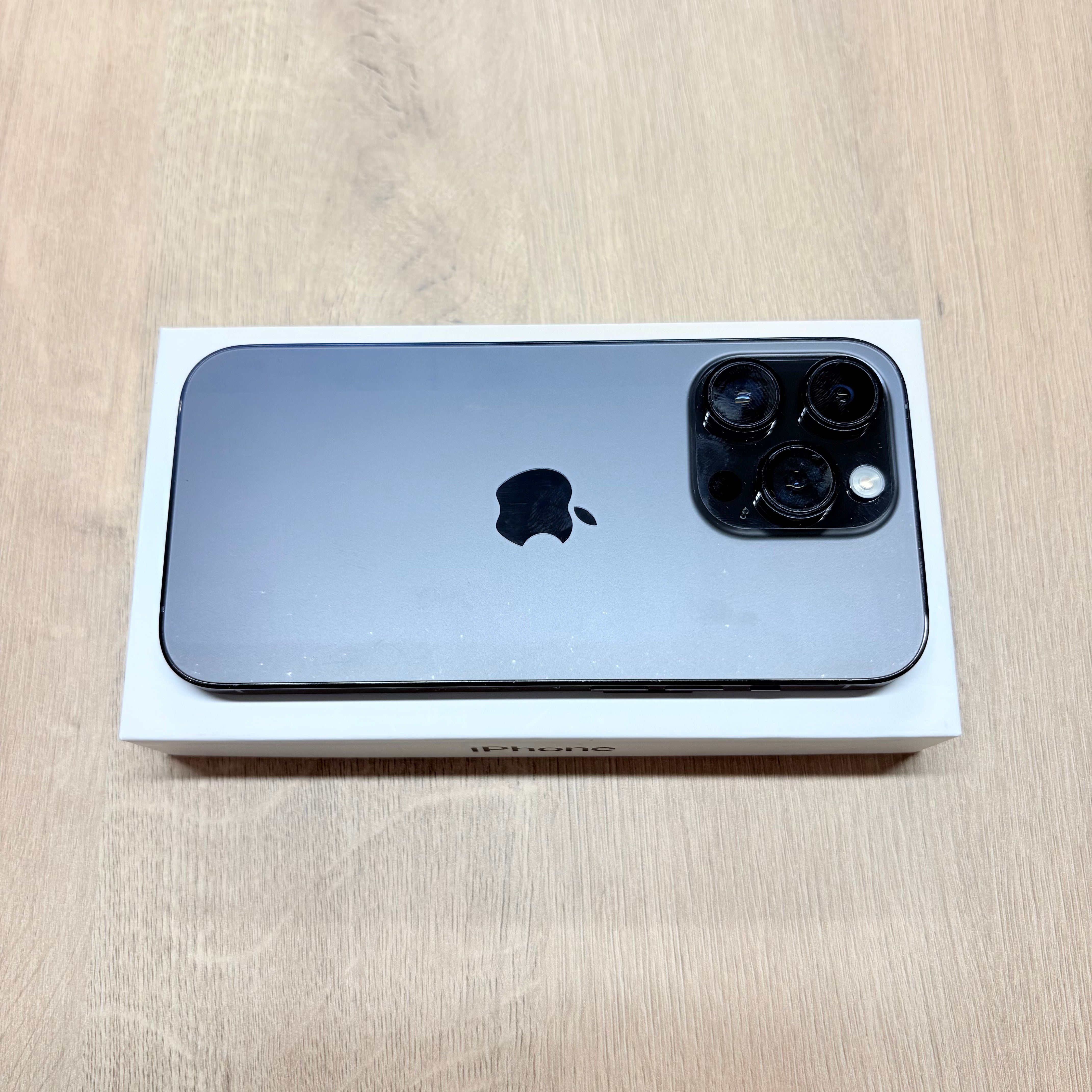 Used iPhone 14 Pro Space Black – 256GB (BH 85%)-thumbmail-5