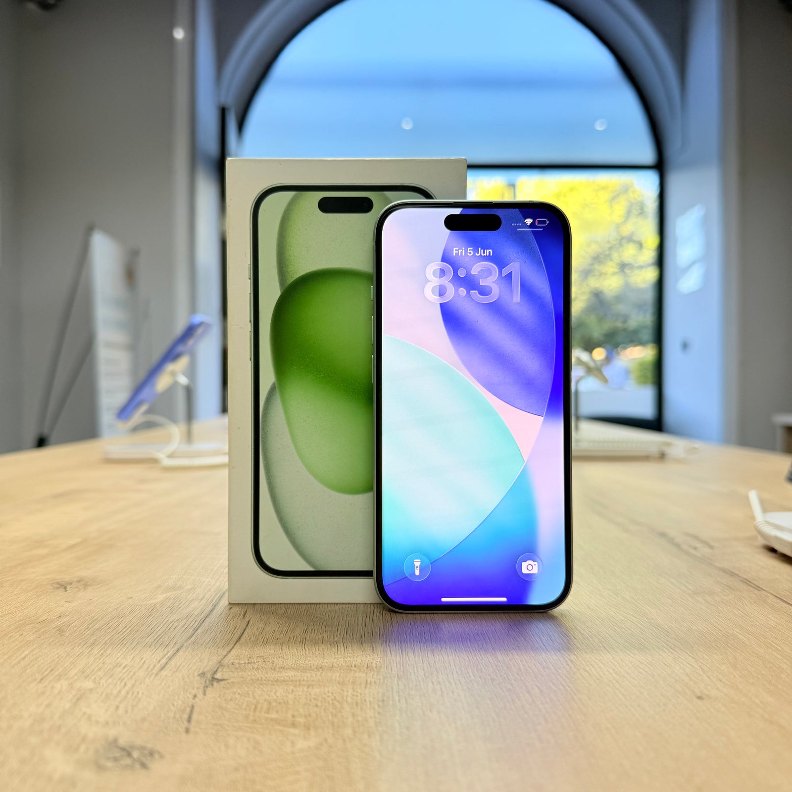 Used iPhone 15 Green – 128GB (BH 90%)