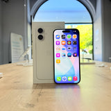 Used iPhone 16 White - 256GB