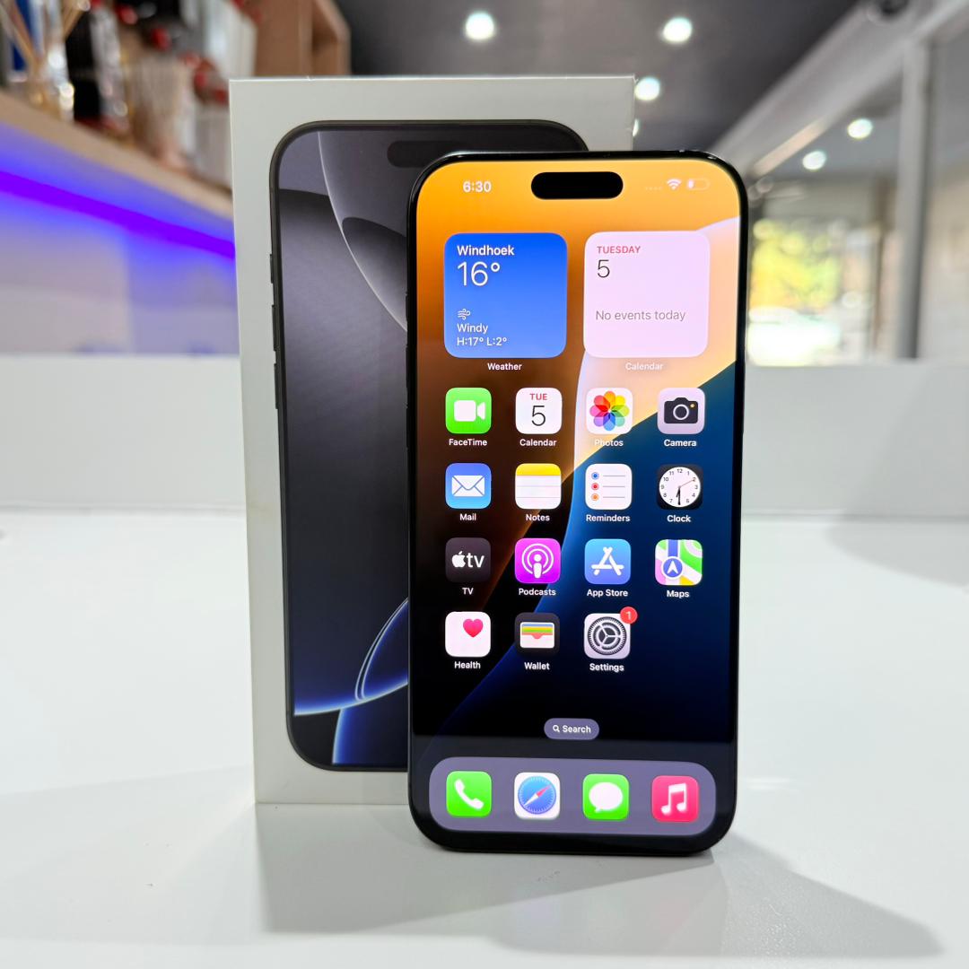 Used iPhone 16 Pro Max 256GB - Titanium Black
