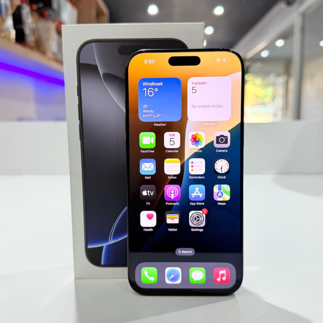 Used iPhone 16 Pro Max 256GB - Titanium Black