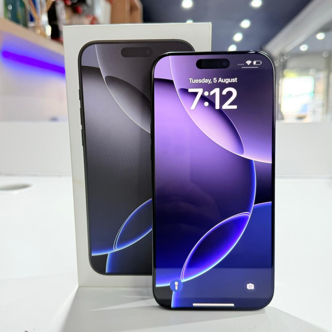 Used iPhone 16 Pro Max 256GB - Titanium Black